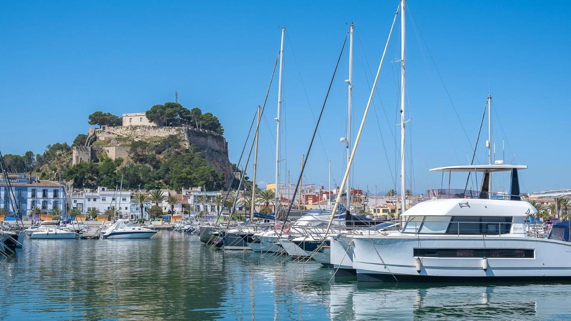 Elegante Apartamento Frente Al Puerto De Dénia Buitenkant foto